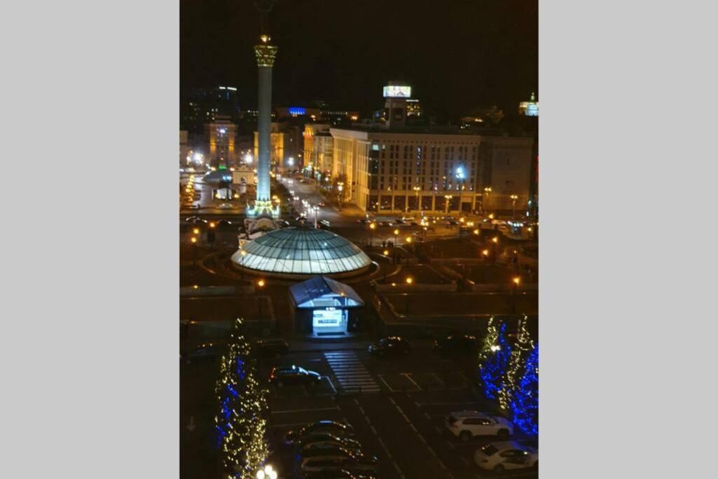 Comfortable Luxury Apartment With 3 Rooms. Center Heart Of Kiev Eksteriør billede