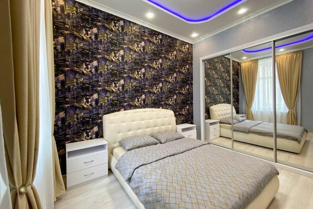 Comfortable Luxury Apartment With 3 Rooms. Center Heart Of Kiev Eksteriør billede