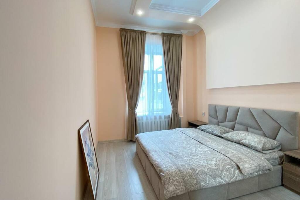 Comfortable Luxury Apartment With 3 Rooms. Center Heart Of Kiev Eksteriør billede